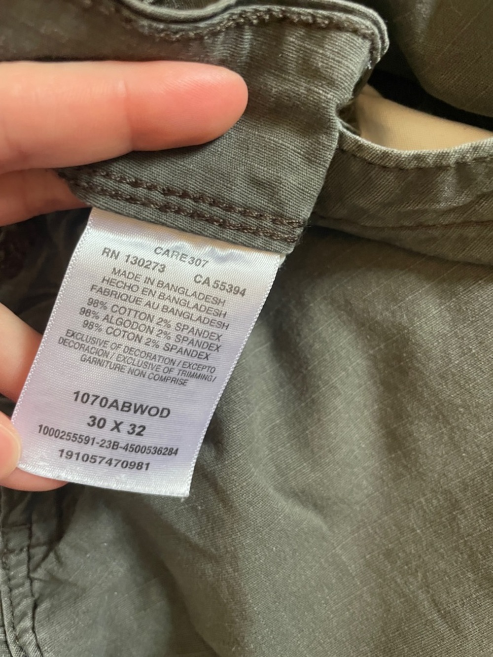 Men's Grey Cargo Pants - Wrangler Relaxed Fit - Picture 3 of 6